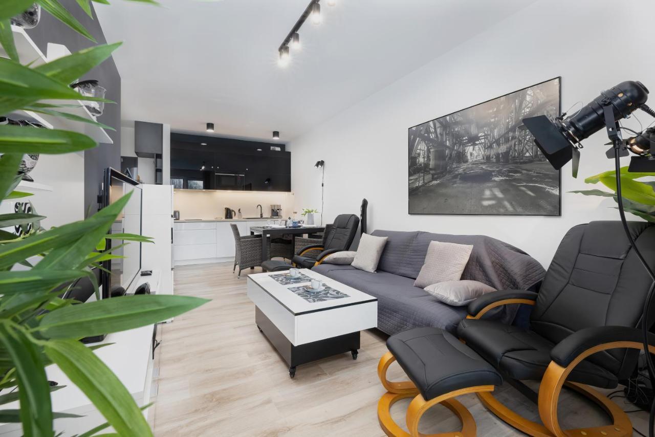 Apartment Platinium By Renters Prestige Rewal